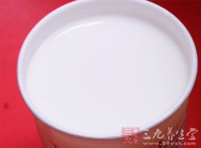 半斤牛奶，含钙300毫克