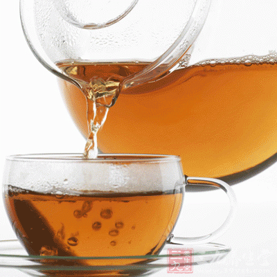 空腹喝蜂蜜水容易使体内酸性增加