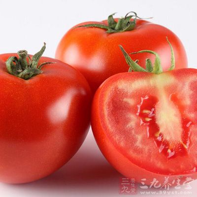 番茄有很好的美白祛斑功效