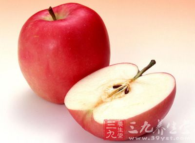 苹果皮含丰富多酚类抗氧化营养素檞皮素和三萜类