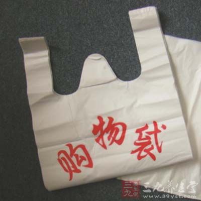 经常使用塑料包装袋会导致不育