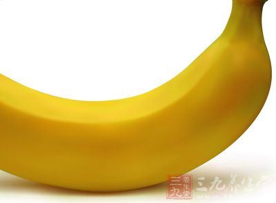 吃香蕉的好处有很多，专家认为香蕉清热解毒，香蕉的营养多