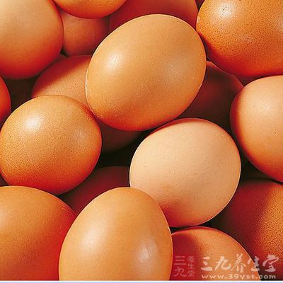 吃鸡蛋会让体内胆固醇不断升高