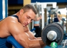 男人锻炼肌肉的正确方法 要掌握呼吸注意时间