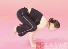 减肥瑜伽 枕头辅助瑜伽造就体型