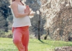 准妈咪产前8式瑜伽利于顺产