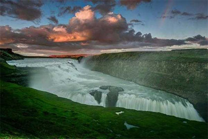 冰岛的黄金瀑布