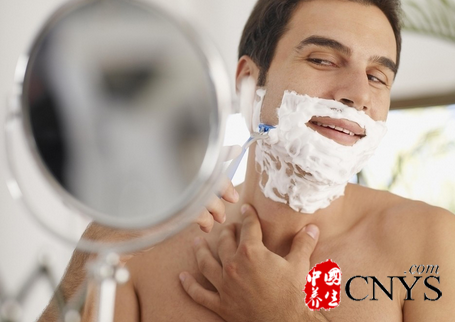 男性保健：剃须前的三件事儿你知道吗?