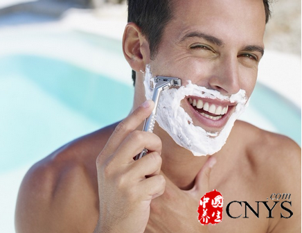 男性保健：剃须前的三件事儿你知道吗?